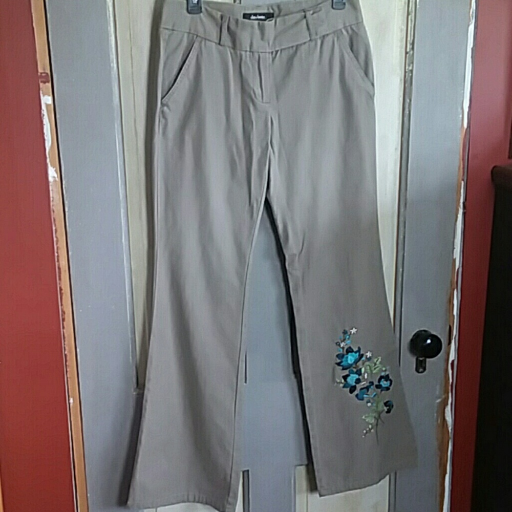 Daisy Fuentes Moda Trousers - Picture 1 of 8